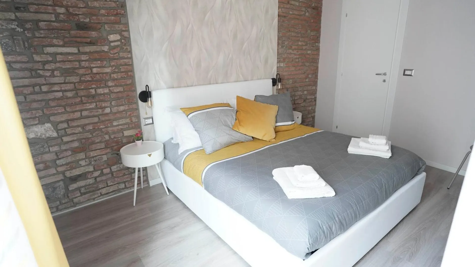 Domus 25 Villa Catania